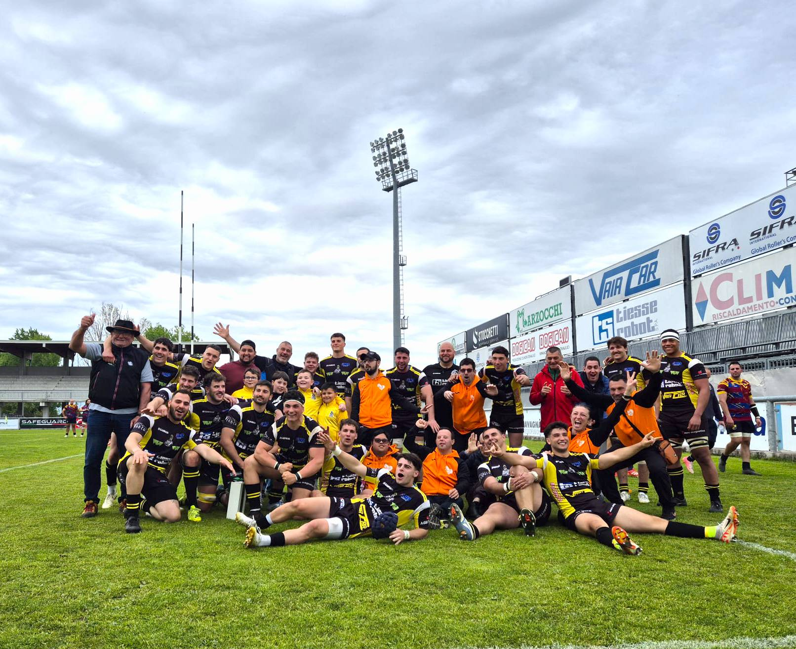 Prima squadra: Calvisano batte Settimo Torino 41-20 e vola ai playoff con un turno d’anticipo